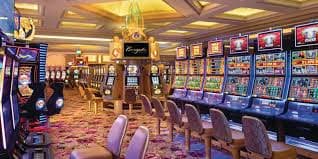 Baccarat and roulette live dealer tables on kn77 for Filipino players